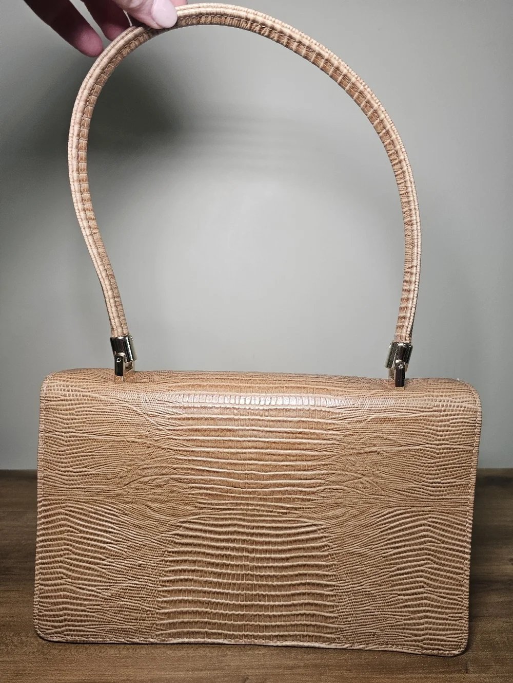 LIZ CLAIBORNE Vintage Y2K Lizard Embossed Shoulder Bag Taupe Structured Handbag